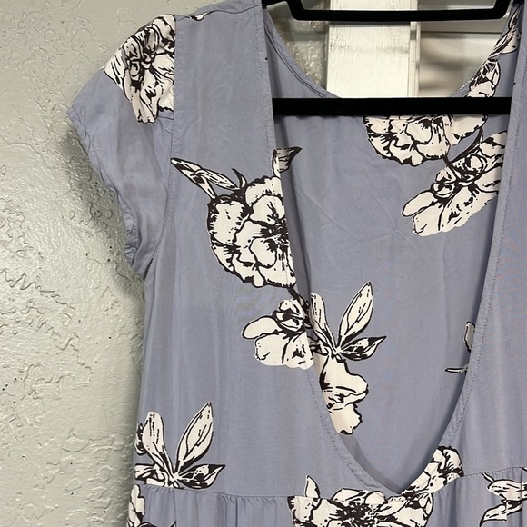 FREE PEOPLE PERIWINKLE RITA TIERED PLUNGE BACK MIDI DRESS - Picture 7 of 16